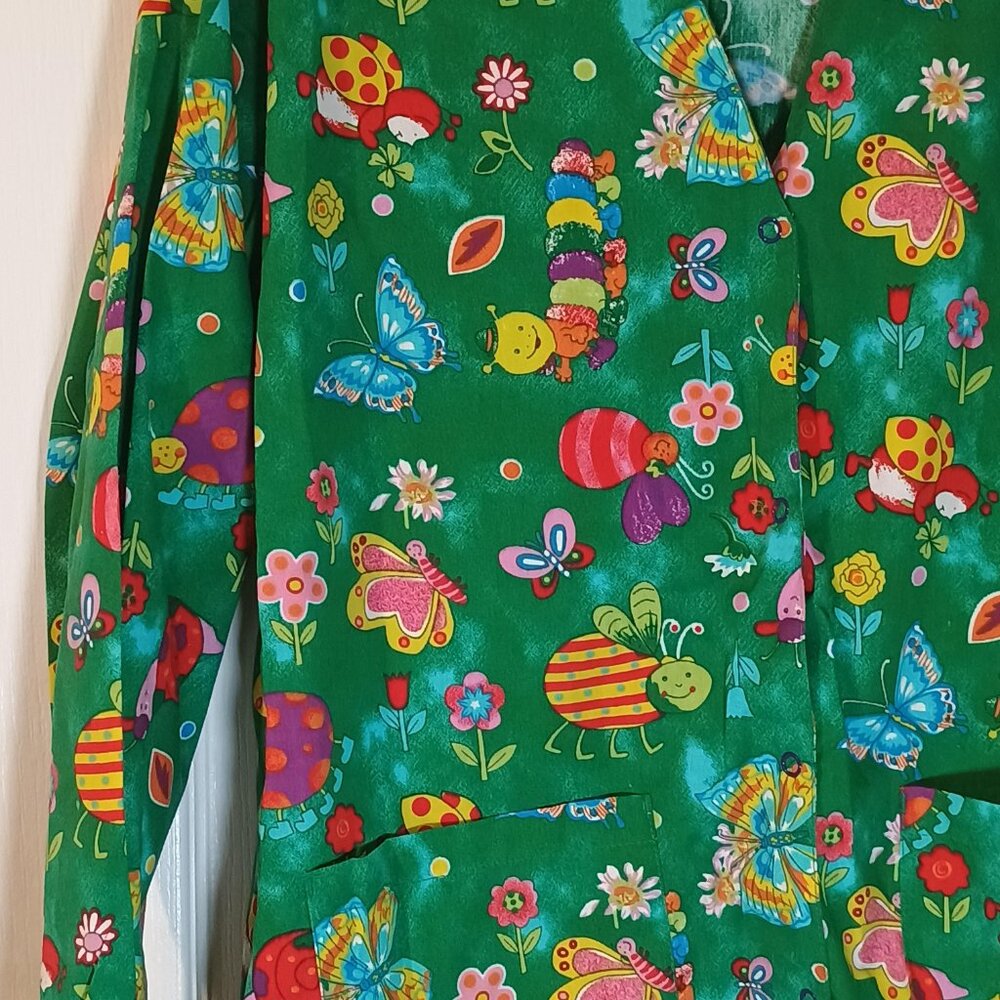 Melrose May-Hill/Scrub Top/Jacket/Women S/Green Sparkly Bugs Print - Picture 5 of 8